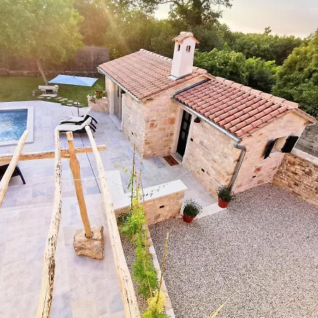 Ferienhaus Casa Nuoneti By Rent Istria