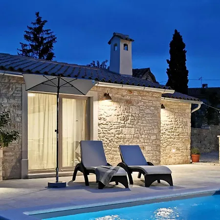 Holiday home Casa Nuoneti By Rent Istria