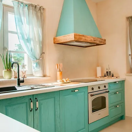 Casa de Férias Casa Nuoneti By Rent Istria